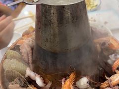 -一口猪海鲜浑锅·东北家常菜