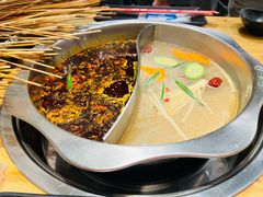 -牛串门串串香(东直门簋街总店)