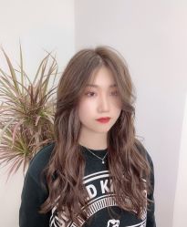 -BULB STUDIO 巴柏明星发型工作室