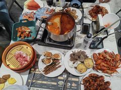 -金马门国际美食百汇(珞喻路店)