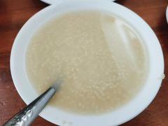 小米粥-宝瑞门钉肉饼店
