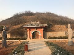 -洛阳古墓博物馆