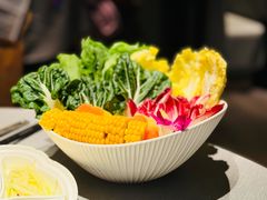 -左庭右院鲜牛肉火锅黑金店(陆家嘴中心店)