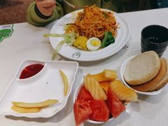 -汤姆家的牛排意面披萨(新城市广场店)