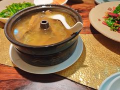 -菌自由丨野生菌火锅特色庭院餐厅(丽江古城店)