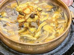 -阿山卓·野生菌火锅·纳西火塘烤肉