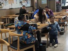 -三好食堂(煎饺·馄饨·肉饼米线·盛世广场店)