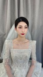 -莫小姐婚纱