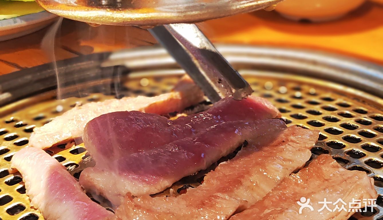 94宝藏韩式烤肉店里面的特色菜品～烤猪颈肉