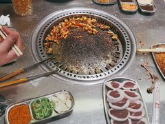 -马路牙子烧烤音乐酒馆(望京店)
