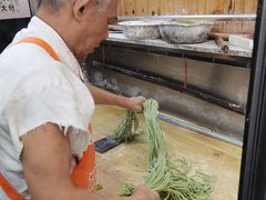 -手擀菠菜面(西康路店)