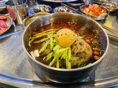 水冷面-釜山火炉·海鲜烤肉(紫藤路店)