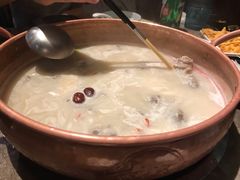 -三人行骨头王火锅(长寿店)
