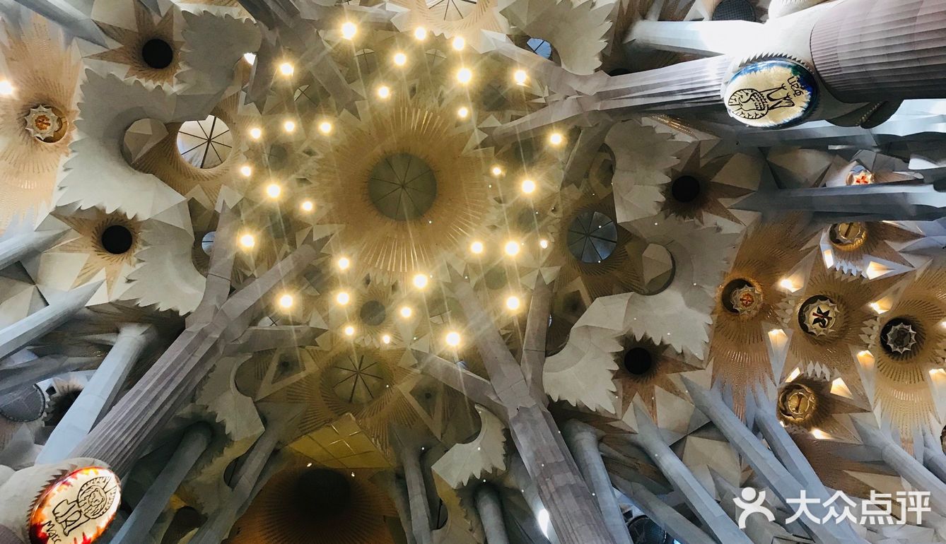 【你好，旅行】遇见巴塞罗那圣家堂