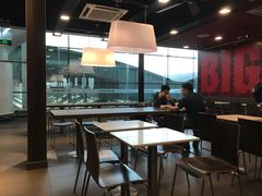 大堂-麦当劳(深圳北站高铁店)