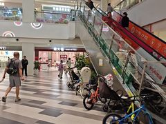 -百联临沂购物中心(临沂路店)