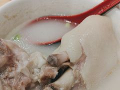 -雷祖芳老妈蹄花店