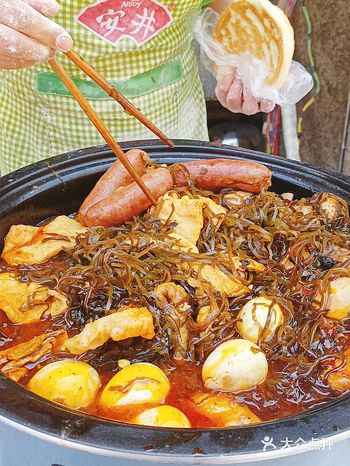 ##0元玩转这座城  🫔小摊:烧饼夹菜 位置:国购