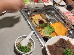-海底捞火锅(关山保利店)
