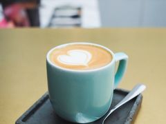 -UNI UNI(环亚凯瑟琳店)