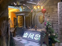 -暴风岛沉浸式体验馆(百联世纪店)