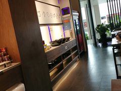 -尚尚仙·酸汤猪手·猪肚鸡火锅(华联万柳购物中心店)