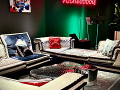 -罗奇堡家具(淮海西路店)