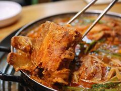 土豆排骨火锅-喇喇排骨火锅·传统韩式脊骨汤(望京西园总店)