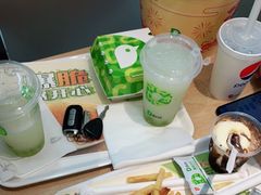 -德克士(安新百隆购物店)
