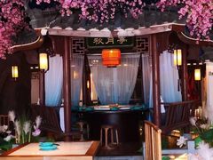 -荷塘秋月·本帮江浙菜(国权路店)