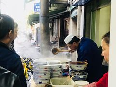 -老字号贾家肉丸糊辣汤(光明巷店)