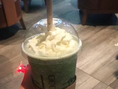 -星巴克臻选(周浦万达店)