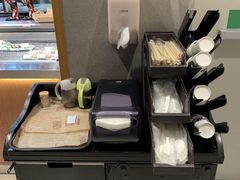 -盒马鲜生(红莲店)
