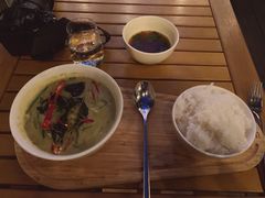 绿咖喱猪肉-Siam Centre-Ville