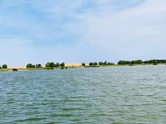 -亿利库布其七星湖沙漠生态旅游区