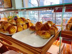 奶油牛角面包-新侨三宝乐面包店(崇文门店)