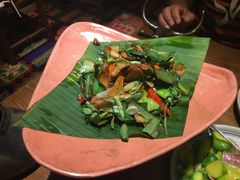 -云海肴·汽锅鸡·云南菜(天山百盛优客店)