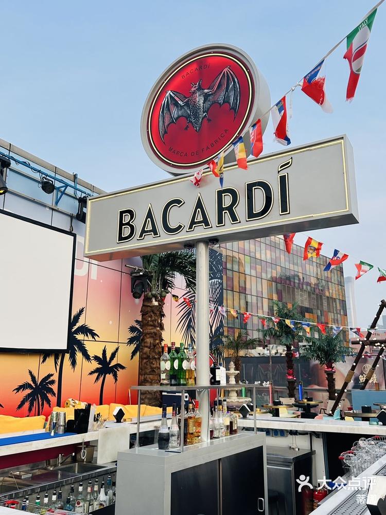 夏威夷风度假酒吧太美啦