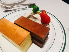 甜品双拼-Wolfgang’s Steakhouse 沃夫冈牛排馆(上海白玉兰广场店)