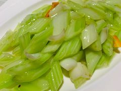 -湖庭壹品鸭王·传统北京烤鸭·别墅私房菜·庭院宵夜(江宁店)