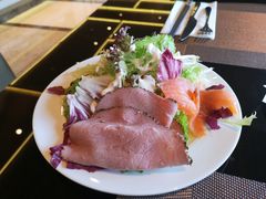 -大中华希尔顿酒店-念自助餐·嗨啤·小龙虾