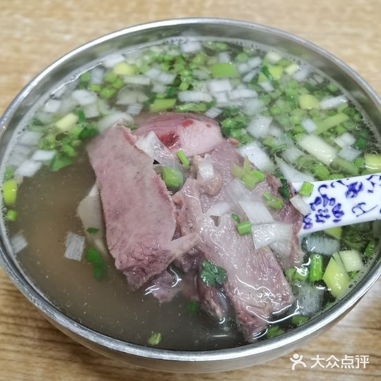 二嫂朝天锅驴肉火烧(潍坊店)