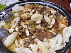 -菌之家·专业纯野生菌火锅·特色炒菌