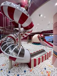 -meland亲子乐园·派对·研学(淄博万象汇店)