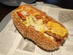 -卡普里披萨·牛扒·下午茶