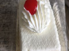 -红宝石·鲜奶小方·海派西点房(金杨店)