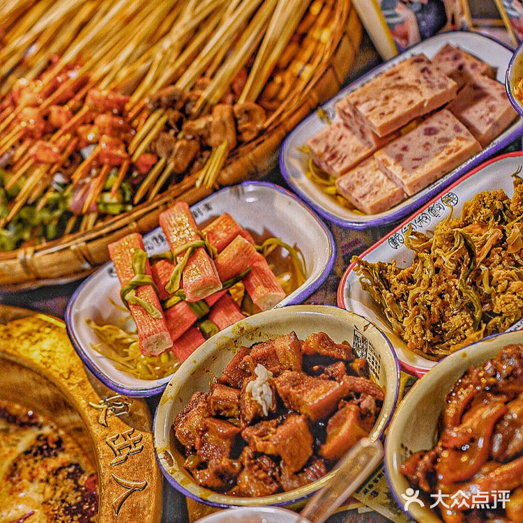 真的随便点完全不踩雷，想吃啥子拿啥子，好吃不贵