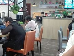 大堂-顶顶红石锅拌饭(步行东街店)