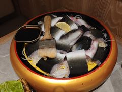 -草家酱蟹炭火烤肉店(珲春南路一店)