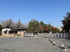 -春兰国宾馆(凤城河风景区老街店)